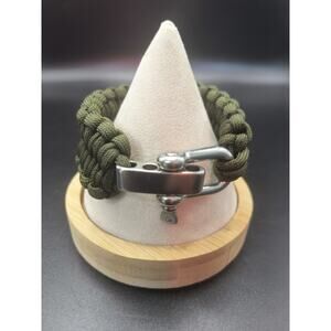 Handmade Olive Green Paracord Bracelet w/ Stainless Steel Shackle Clasp - NWOT